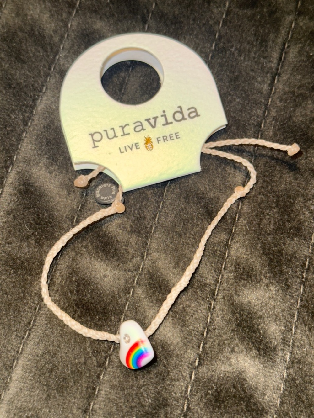 PureVida Bracelet Pure Vida new with tags Rainbow HEART with Crystal NEW - Picture 3 of 6